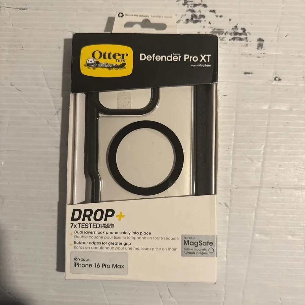 OtterBox Defender XT Apple iPhone 16 Pro Max Dark Side Clear/Black MagSafe Case